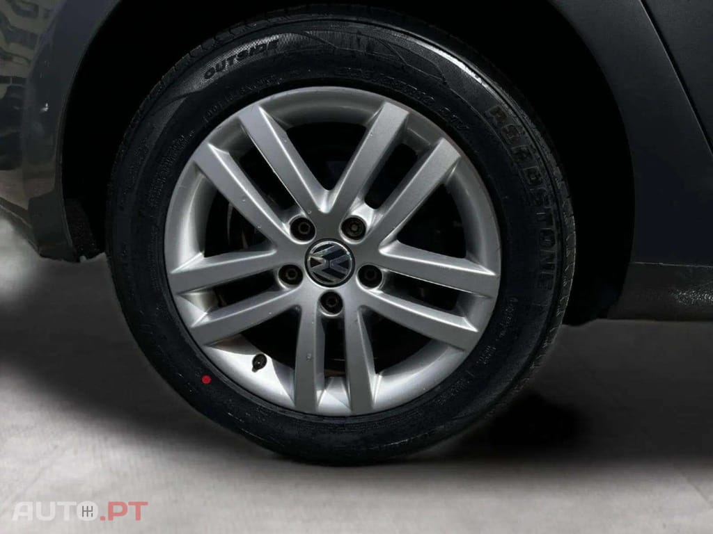 Volkswagen Golf 1.6 TDI CONFORTLINE