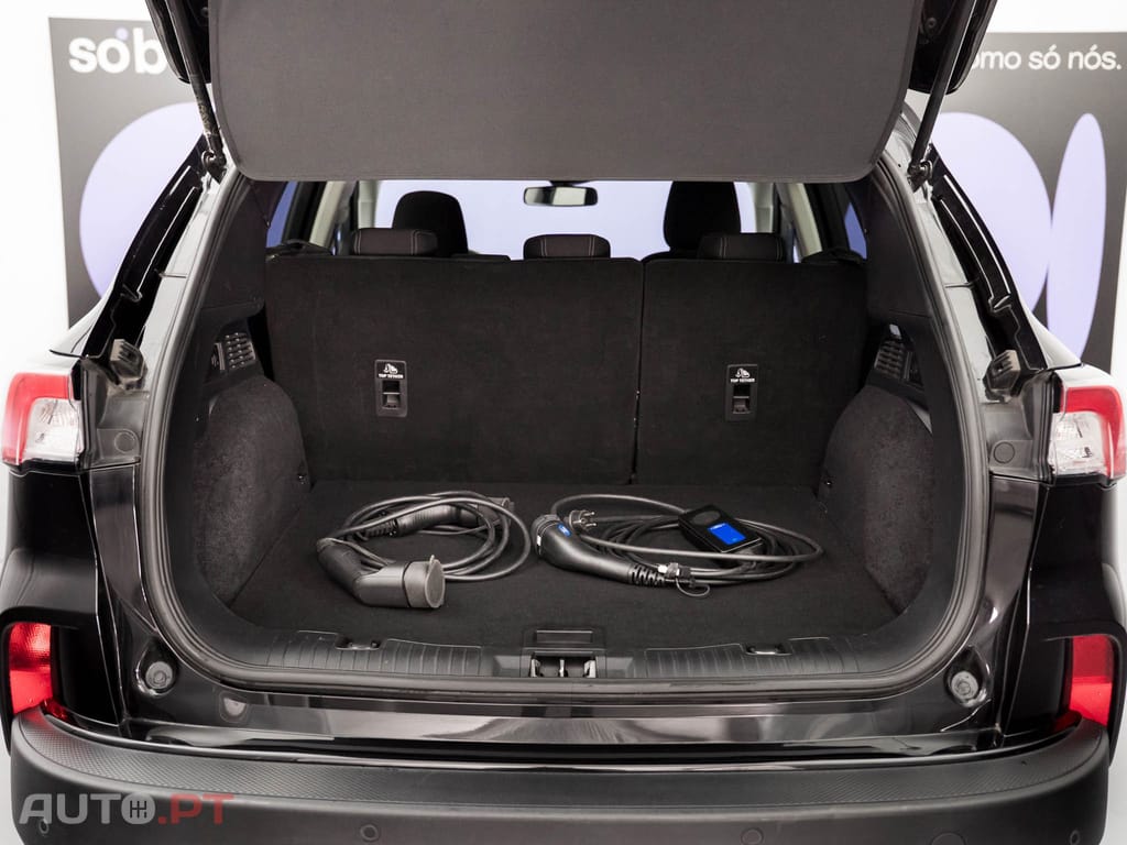Ford Kuga 2.5 PHEV Titanium