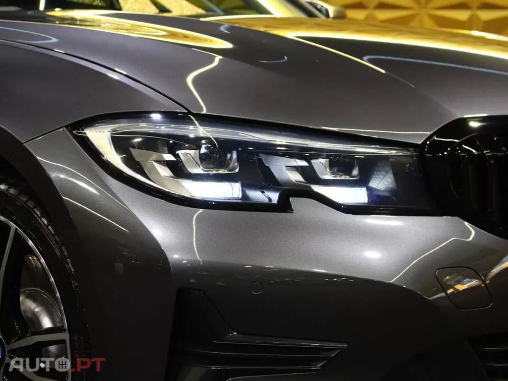 BMW 320 e Line Sport Auto