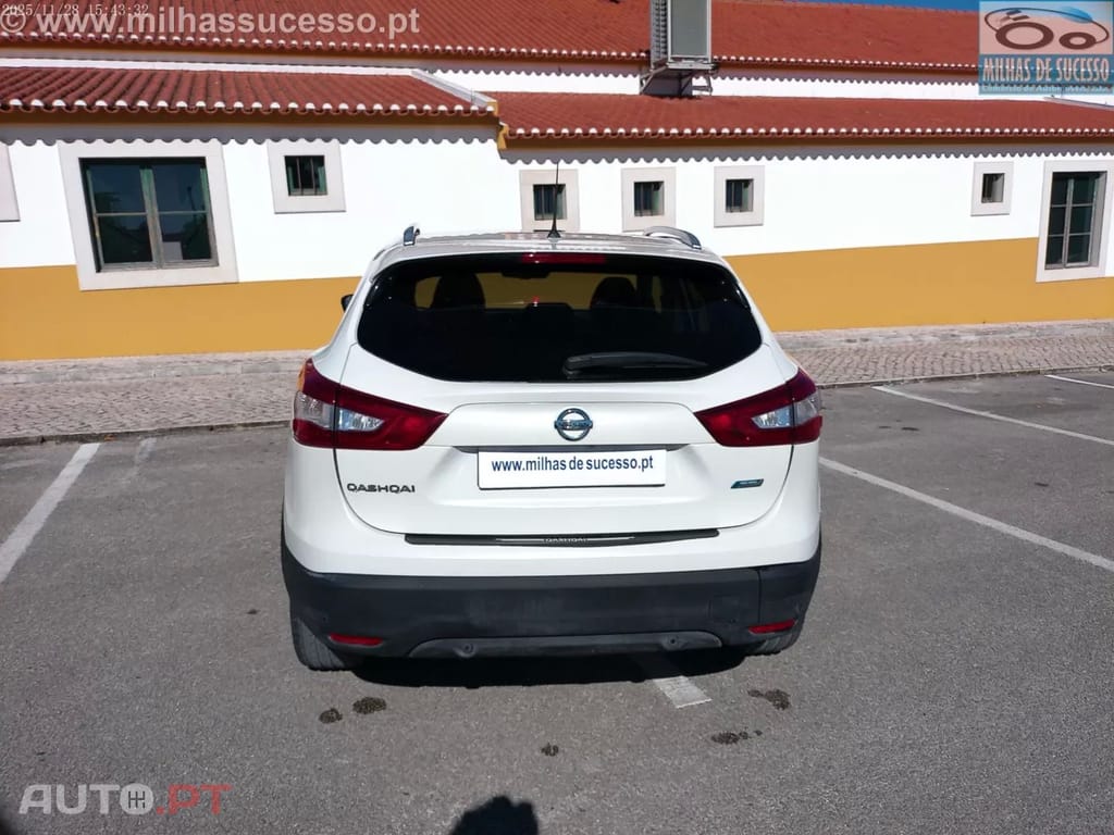 Nissan Qashqai 1.5 dCi Tekna Premium Pele