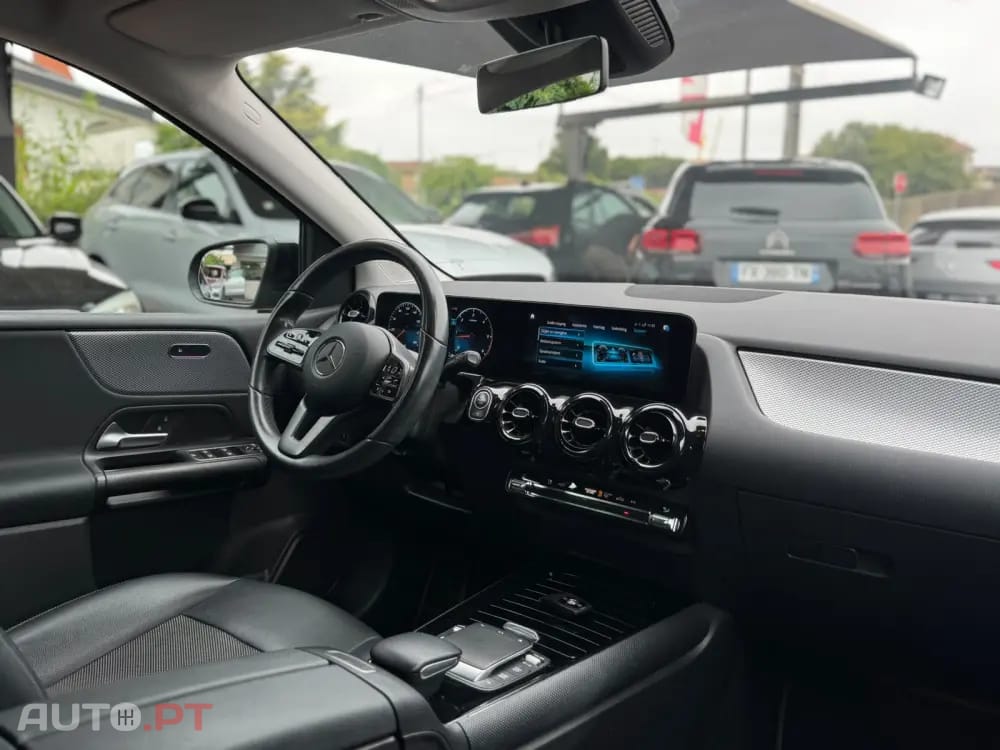 Mercedes-Benz B 200 d 8G-DCT
