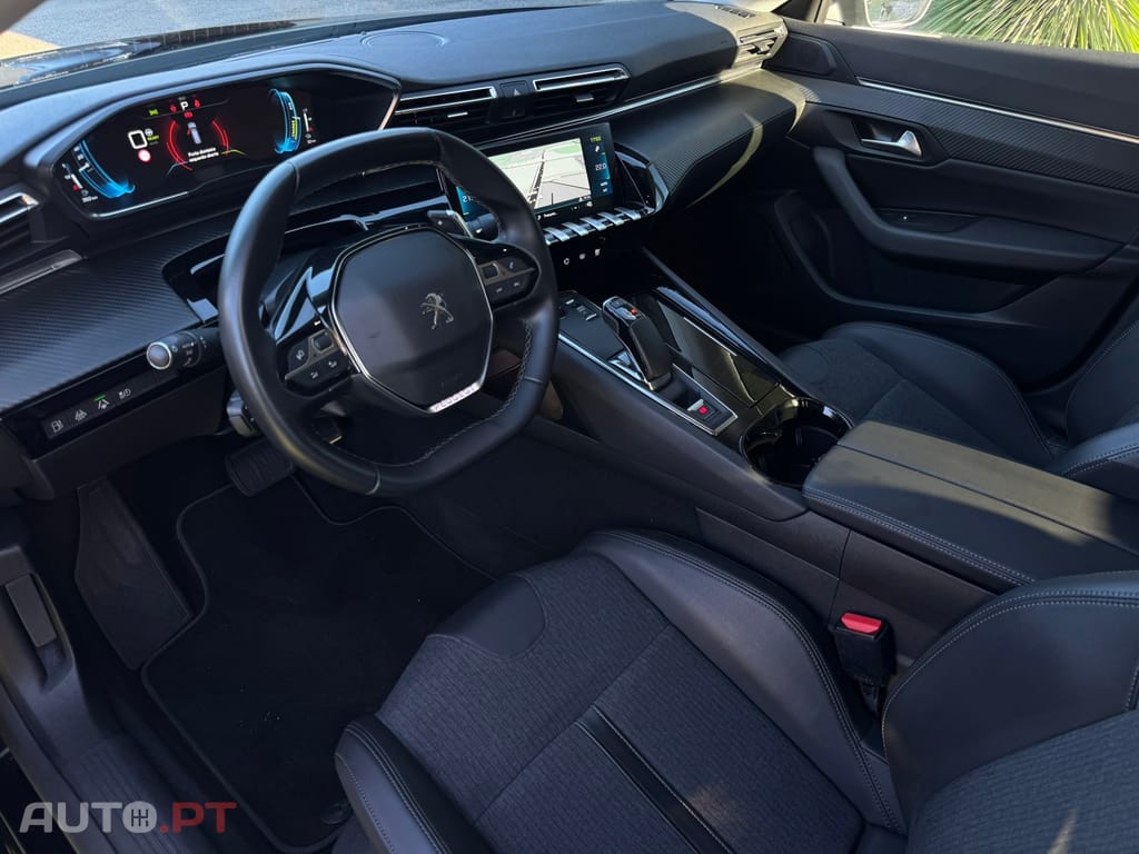 Peugeot 508 1.6 Hybrid Allure Pack e-EAT8