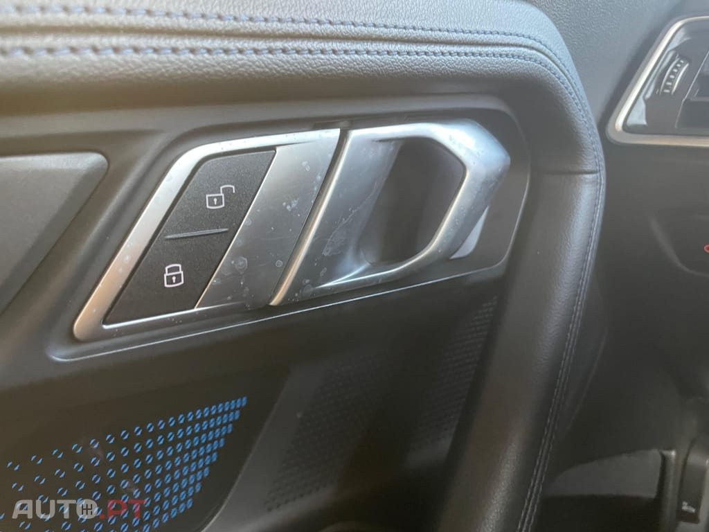 BMW 218 i Pack Desportivo M Auto