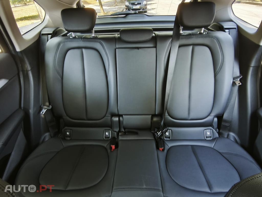 BMW X1 25 e xDrive Corporate Edition