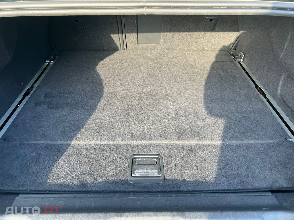 Peugeot 508 2.0 Hybrid4 200cv
