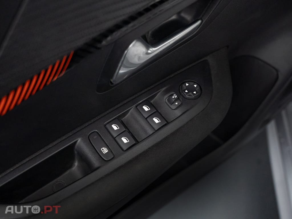 Peugeot E-208 50 kWh Active Pack