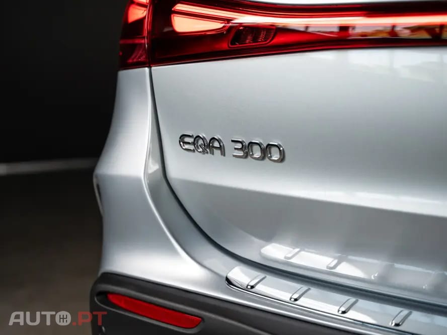 Mercedes-Benz EQA 300 4Matic AMG Line