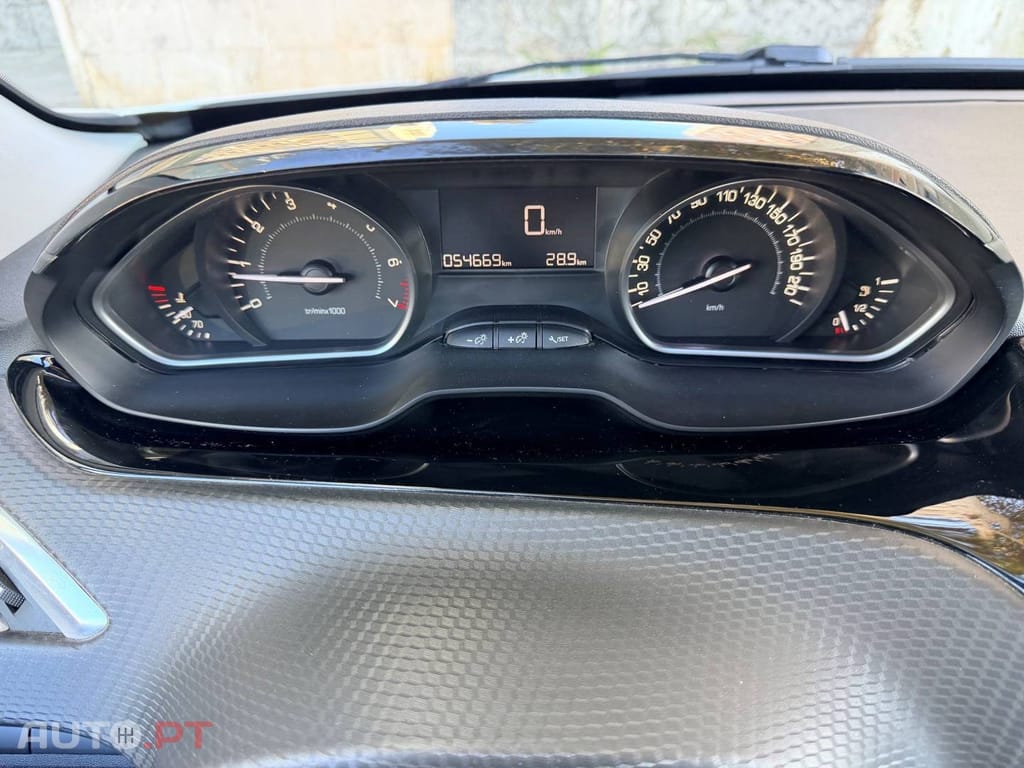 Peugeot 208 1.2 PureTech Style