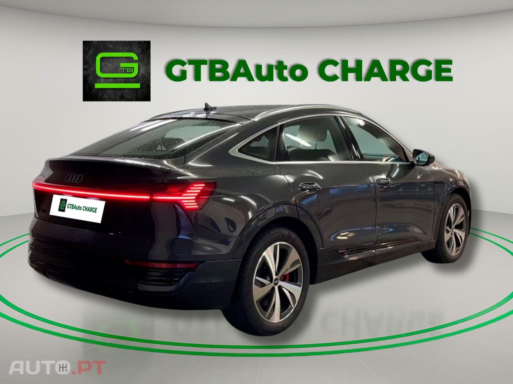 Audi Q8 E-Tron I.V.A DEDUTIVEL 50 quattro 