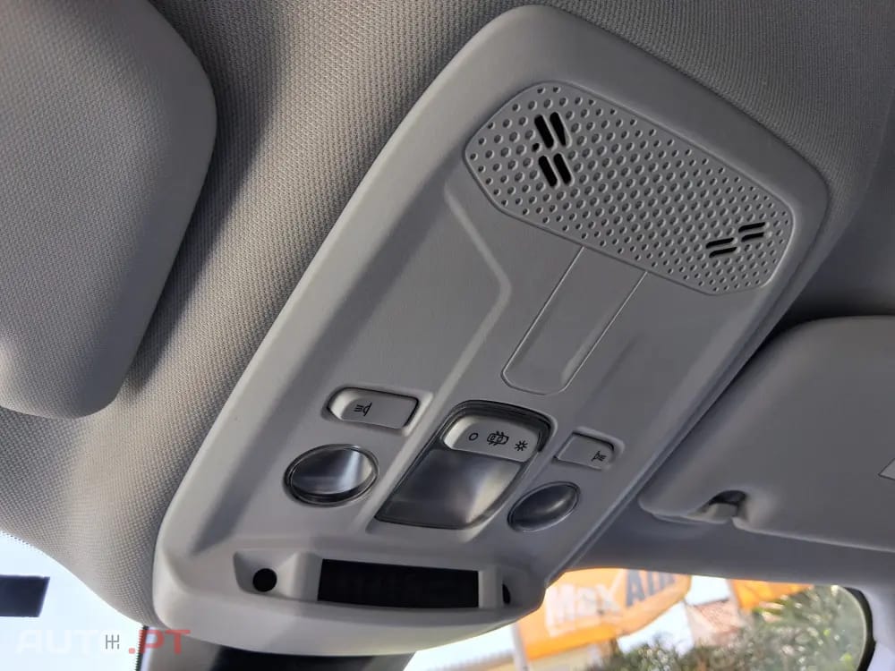 Peugeot 2008 1.2 PureTech Allure EAT8