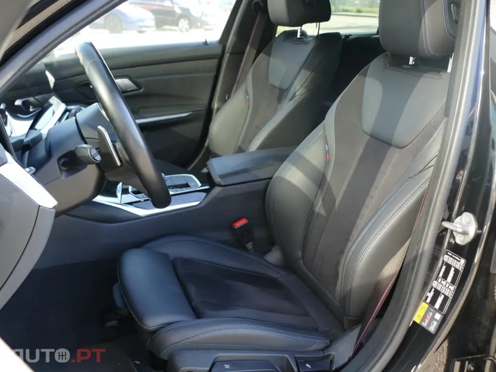 BMW 330 e Pack Desportivo M Auto