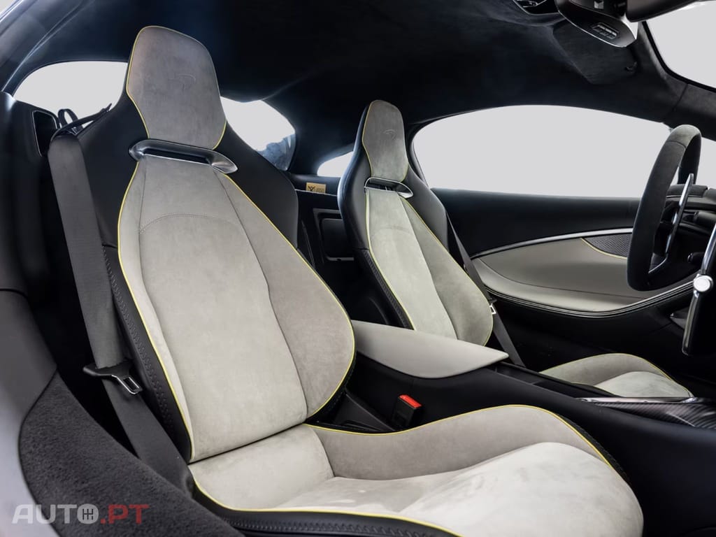 McLaren Artura I.V.A DEDUTIVEL Coupe