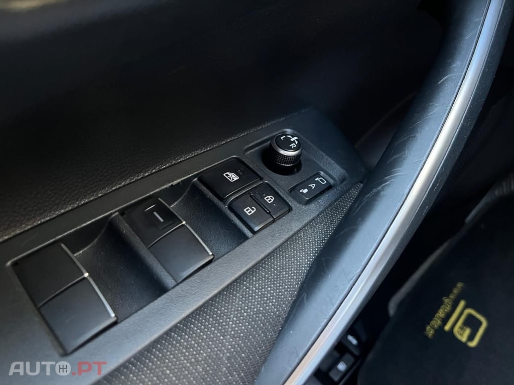 Toyota Corolla Confort 1.8 Hibrido