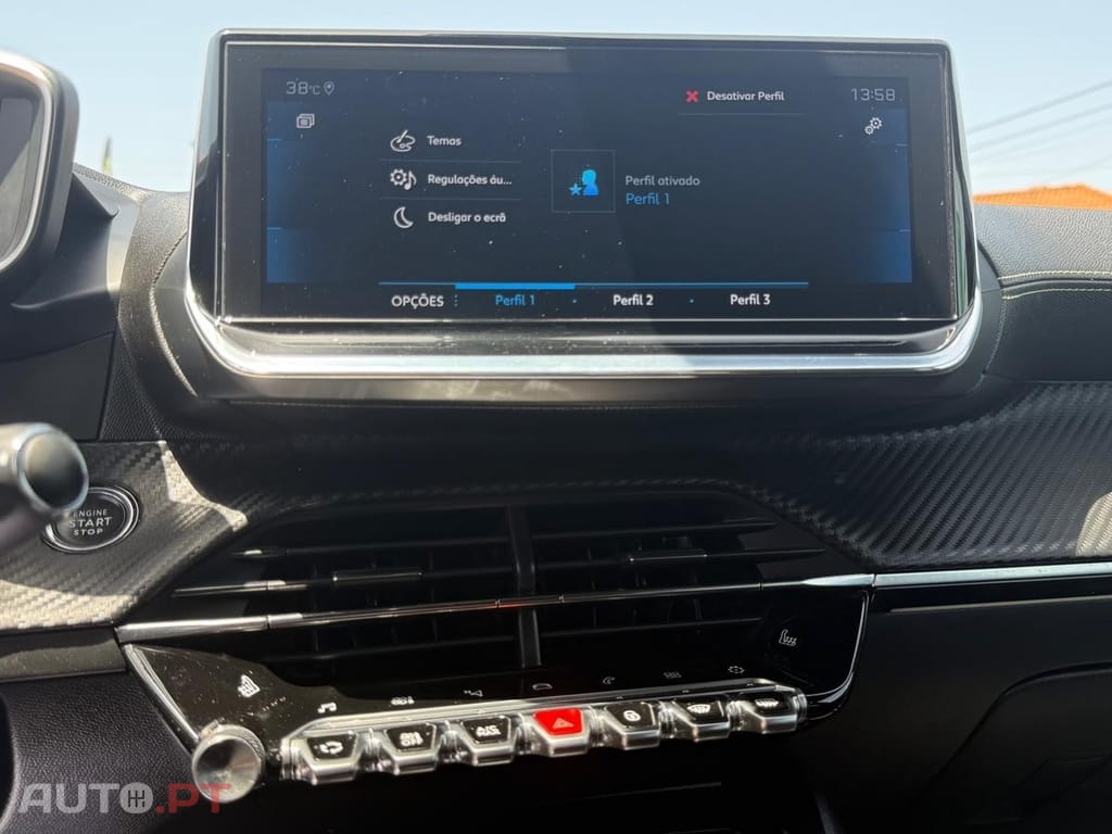Peugeot 2008 1.2 PureTech GT EAT8