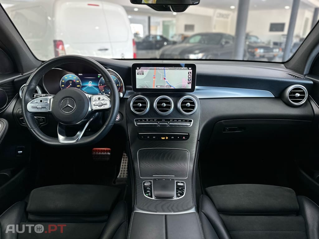Mercedes-Benz GLC 200 d 4Matic 9G-TRONIC AMG Line