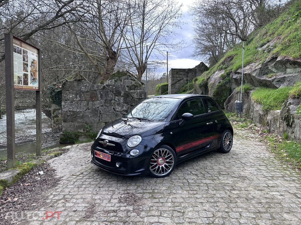 Abarth 500 1.4 T-Jet Competizione