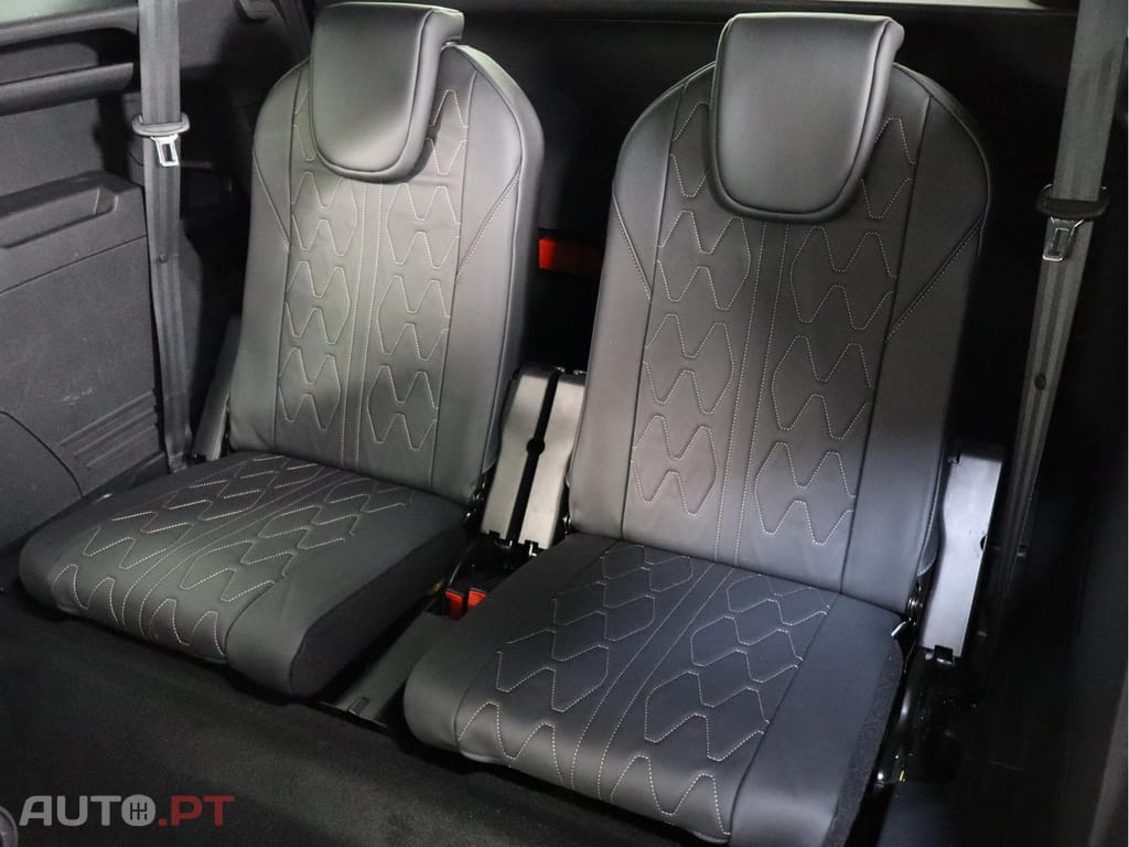 Peugeot 5008 1.5 BlueHDi 130cv GT Line 7L