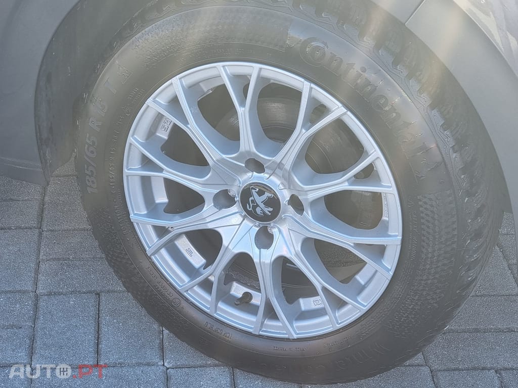 Peugeot 208 1.2 PureTech GT Line