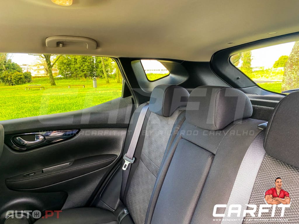 Nissan Qashqai 1.2 DIG-T N-Connecta RS+PS 18 Xtronic