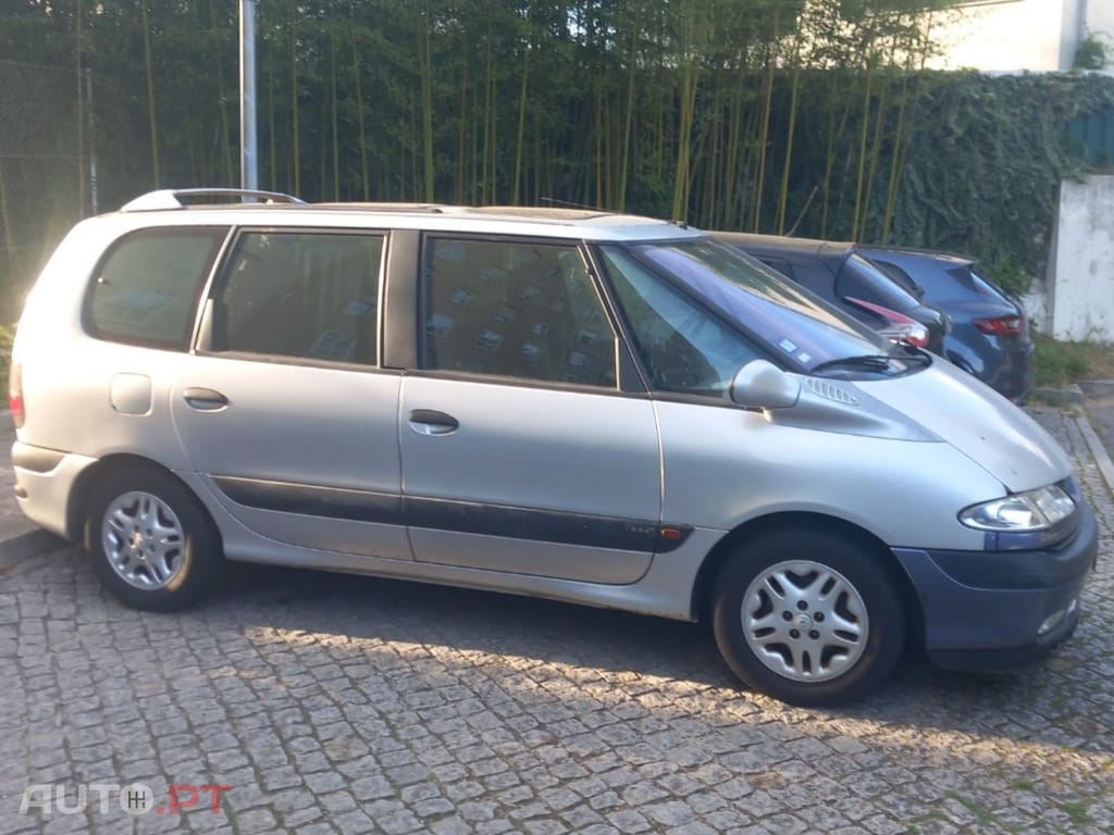 Renault Espace 2.2 RT