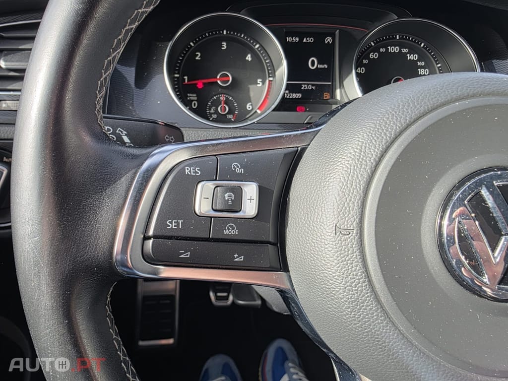 Volkswagen Golf 2.0 TDi GTD