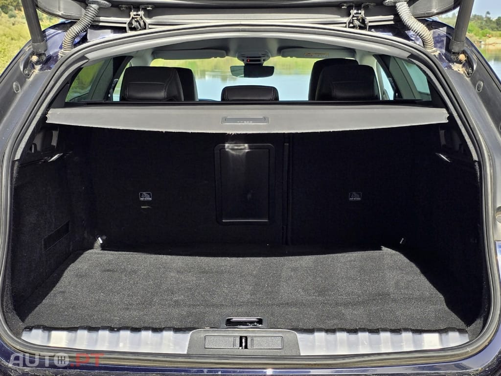 Peugeot 508 SW 1.6 Hybrid Allure Pack e-EAT8