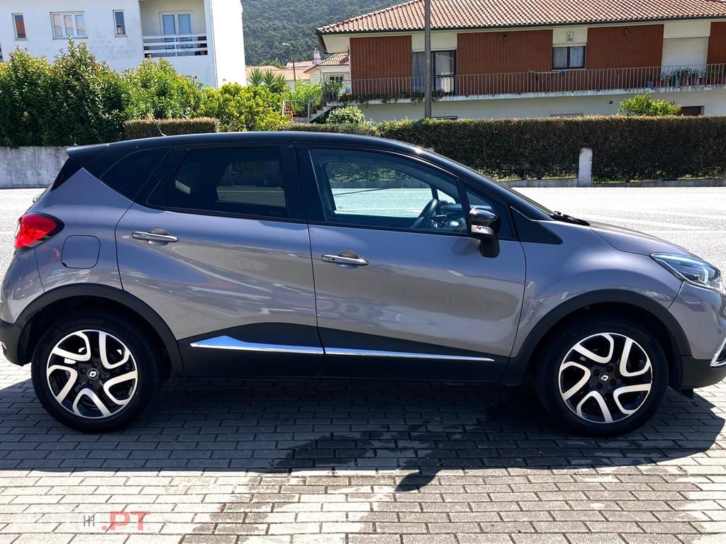 Renault Captur 1.2 TCe Exclusive EDC