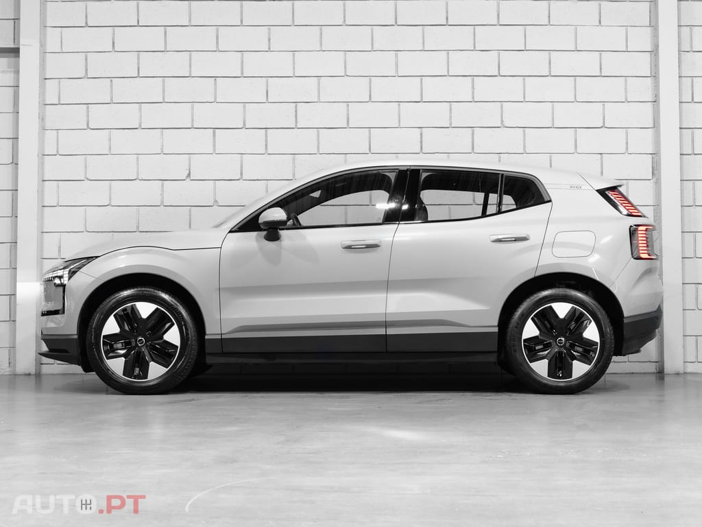 Volvo EX30 69 kWh Single Motor Extended Range Core