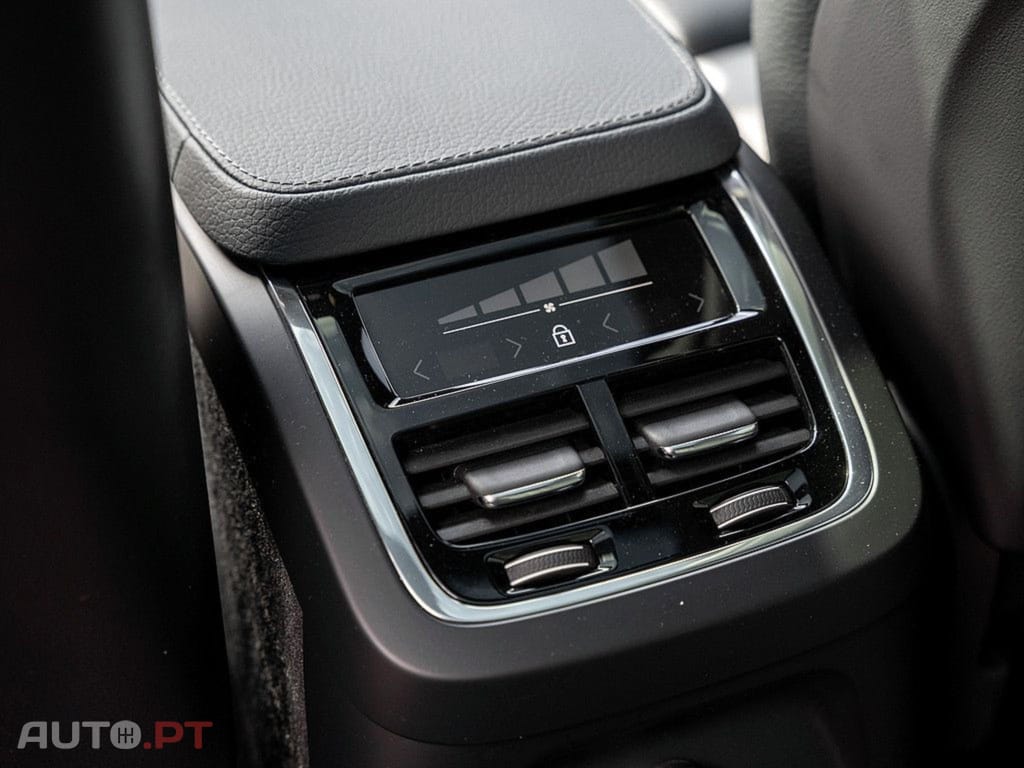 Volvo XC90 I.V.A DEDUTIVEL T8 AWD Inscription 