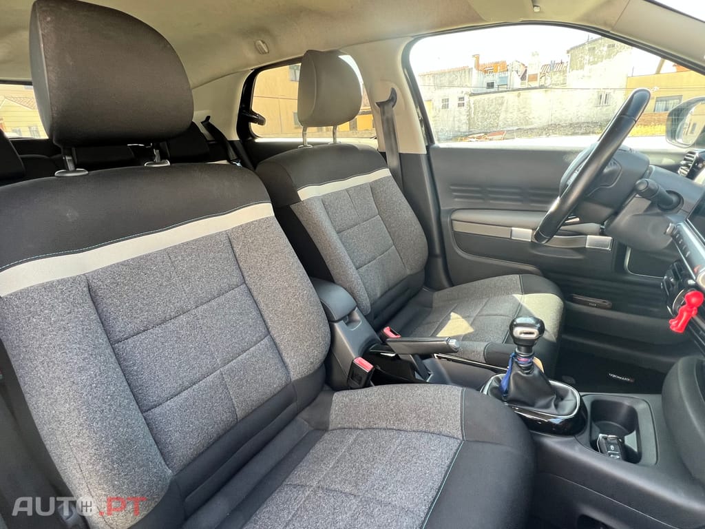 Citroen C4 Cactus 1.2 PureTech Shine Pack