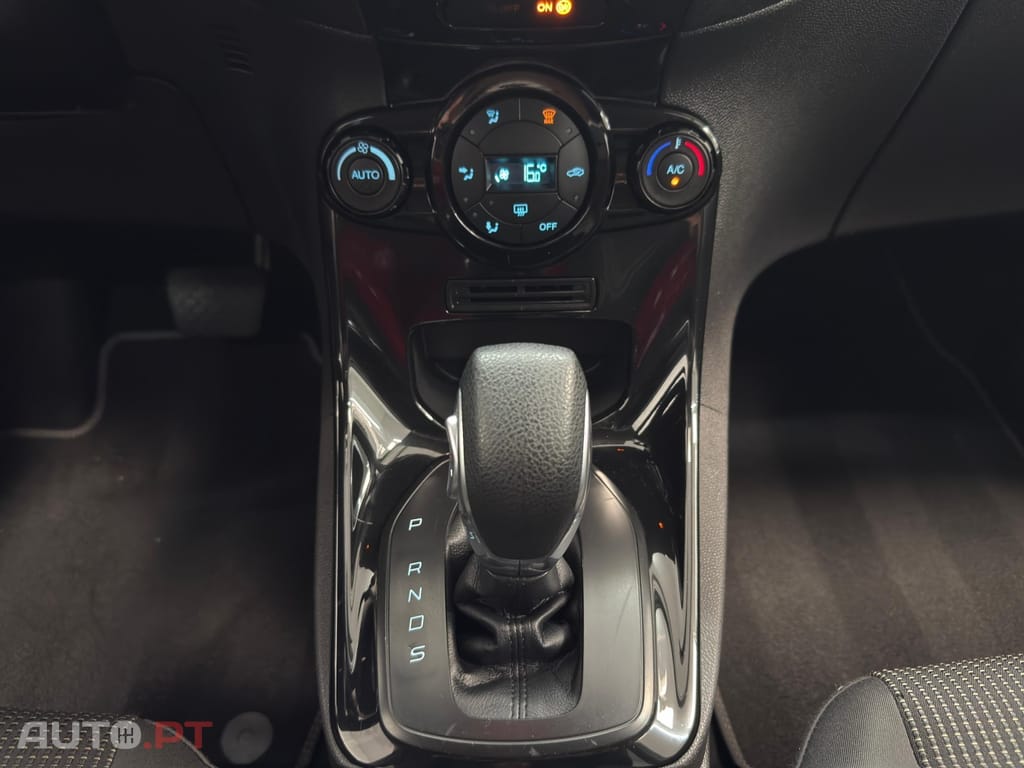 Ford Fiesta 1.0 T EcoBoost Titanium PowerShift
