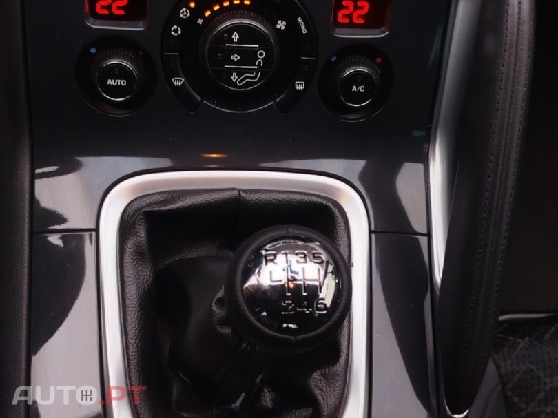 Peugeot 3008 1.2 PureTech Allure