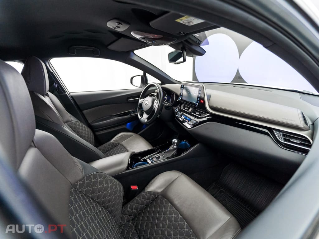 Toyota C-HR 1.8 Hybrid Exclusive