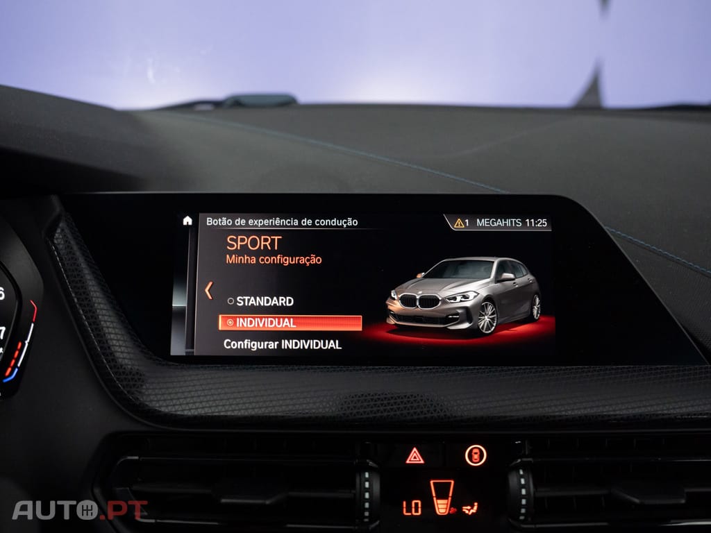BMW 118 i Pack Desportivo M Auto