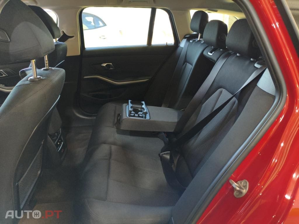 BMW 320 e Auto