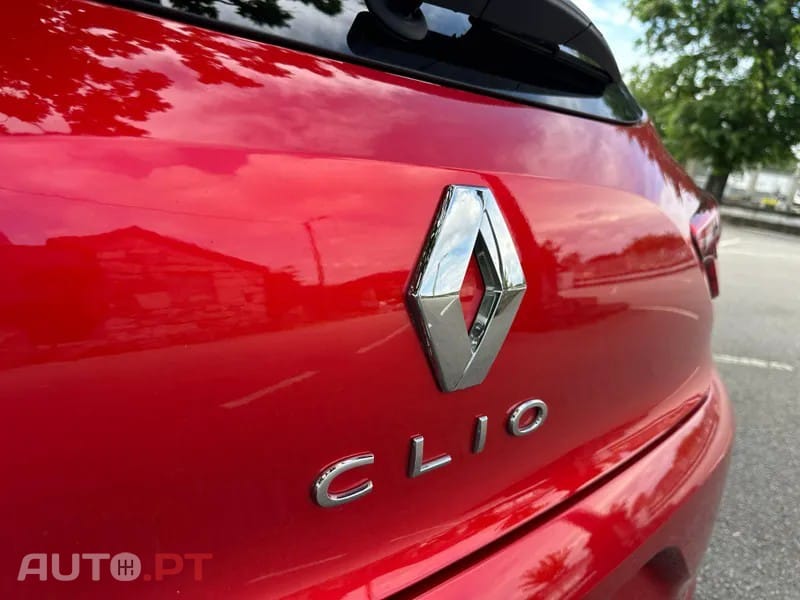 Renault Clio 1.0 TCe Exclusive CVT