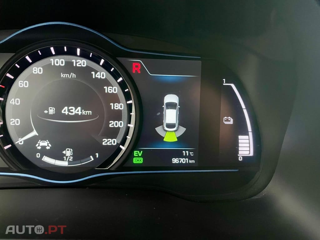 Hyundai Ioniq 1.6 GDI HEV Hybrid Tech