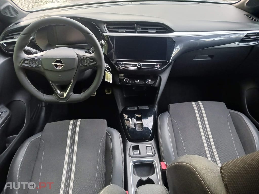 Opel Corsa 1.2 T GS Line Aut.