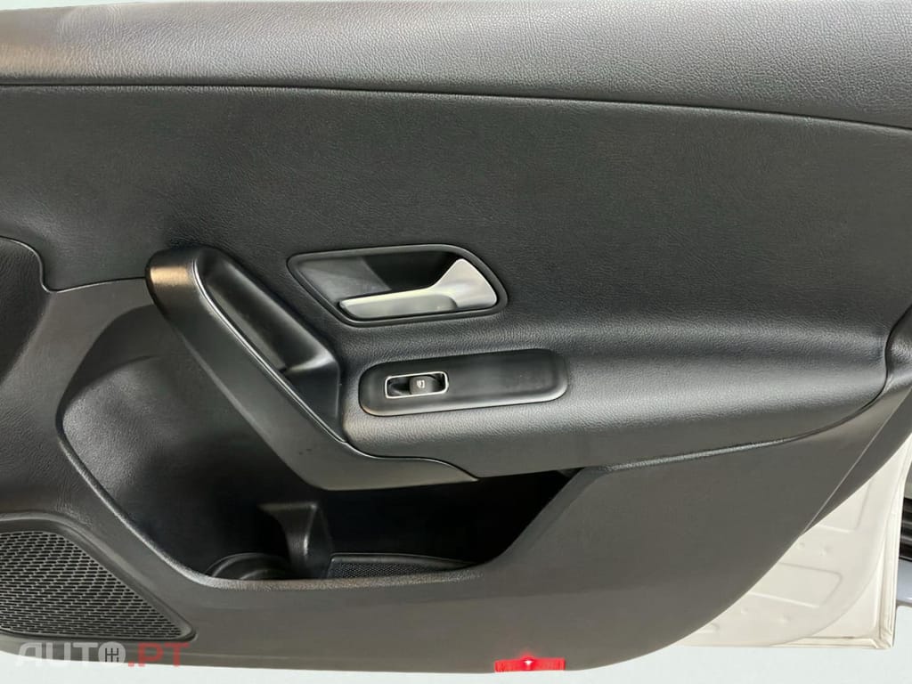 Mercedes-Benz A 250 e STYLE PLUS