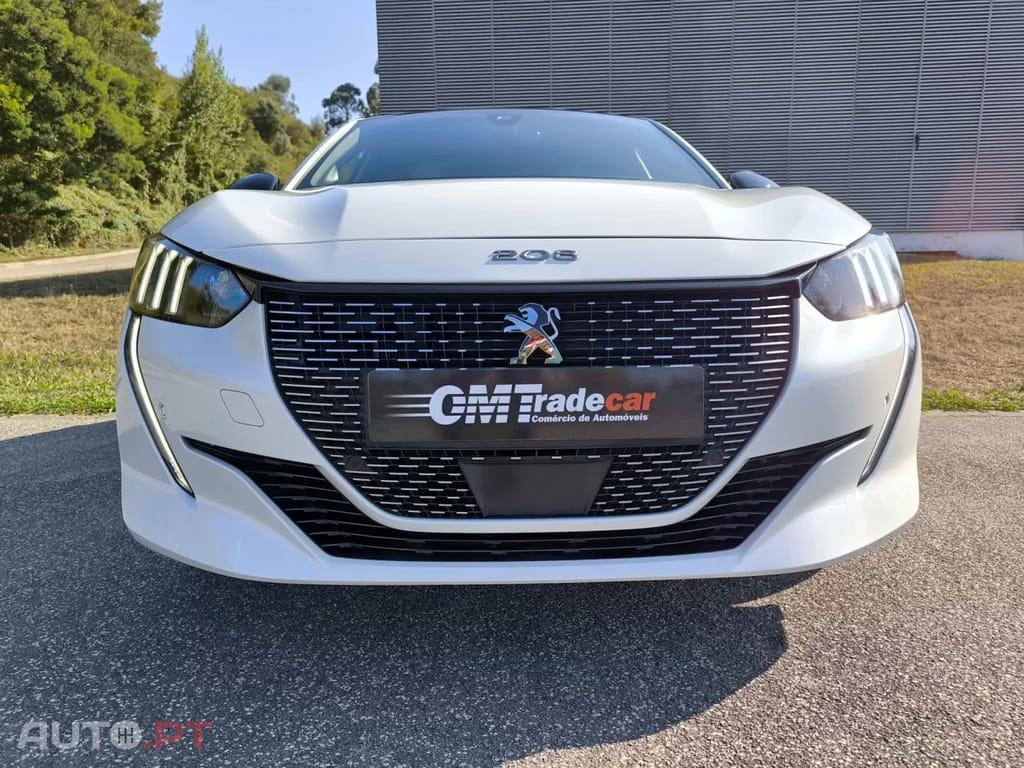Peugeot E-208 50 kWh GT Line