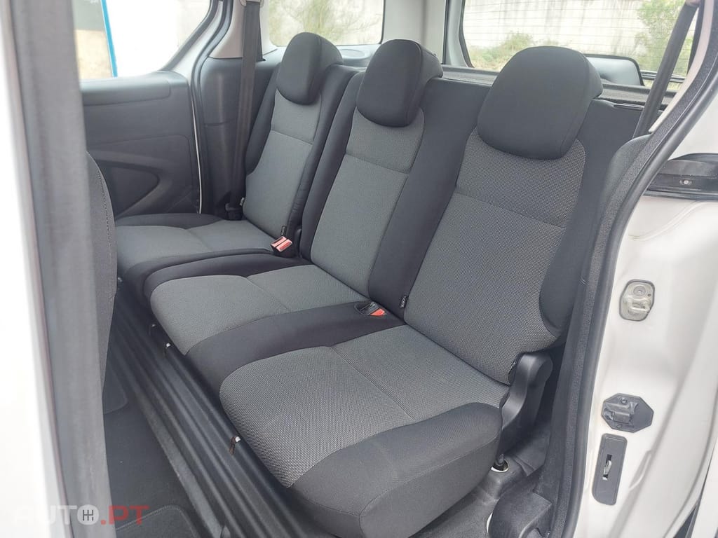 Peugeot Partner Tepee HDi 75 Esplanade