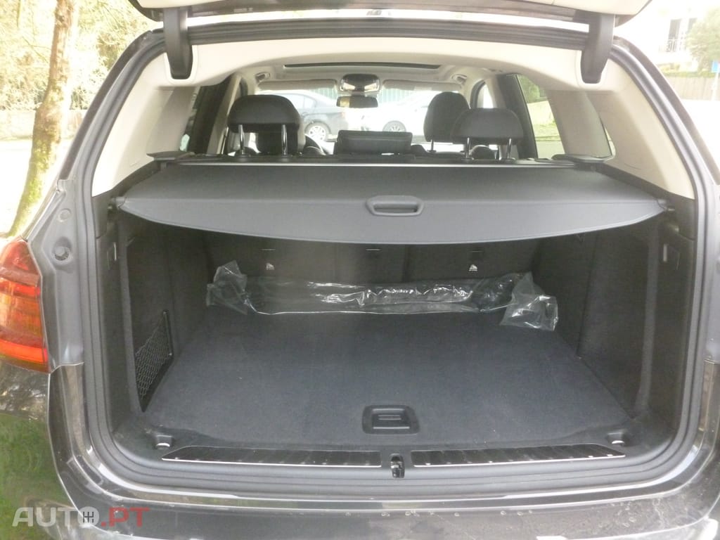 BMW iX3 74 kWh Impressive