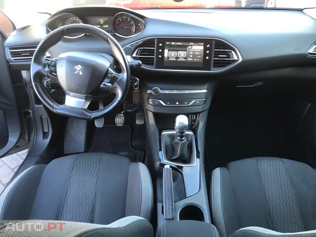 Peugeot 308 PureTech 130 Stop & Start Style