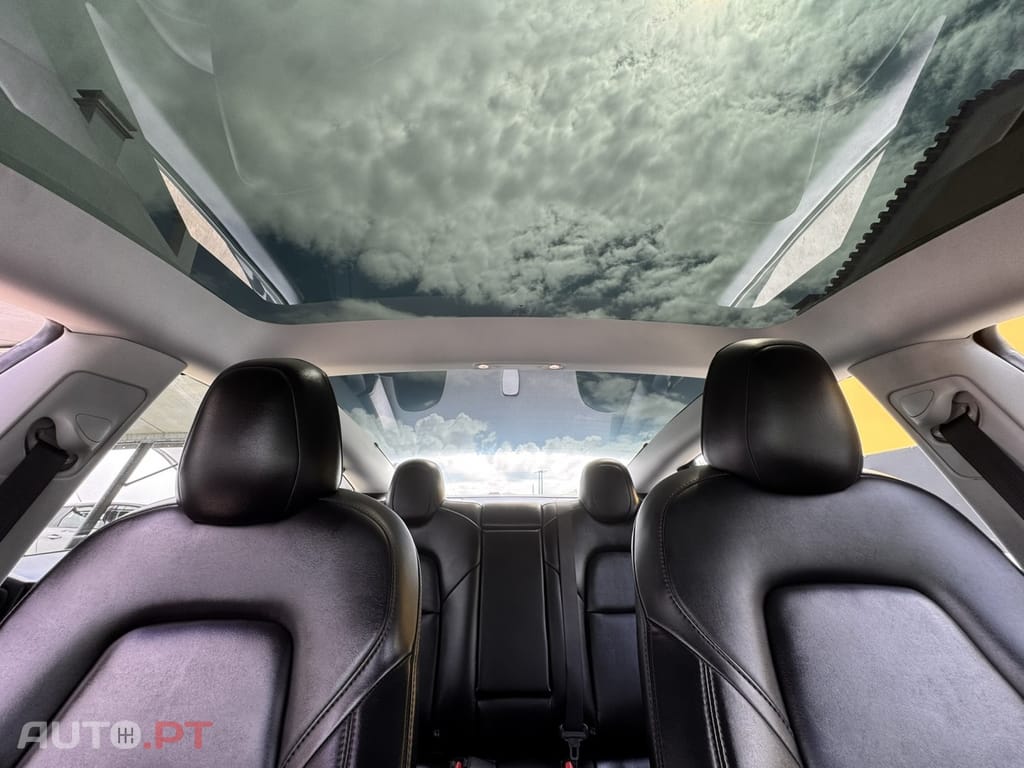 Tesla Model 3 Standard Range Plus RWD