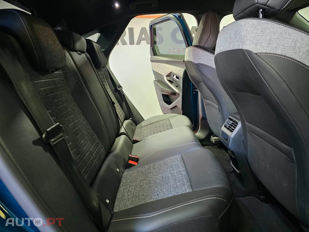 Peugeot E-3008 73 kWh Allure