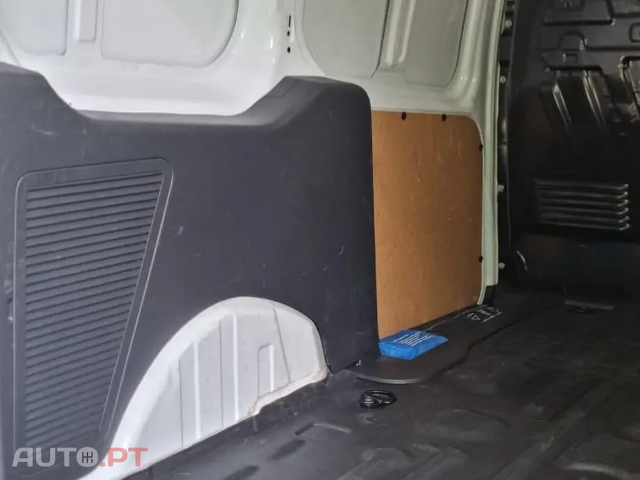 Ford Transit Connect L2 3 Lugares