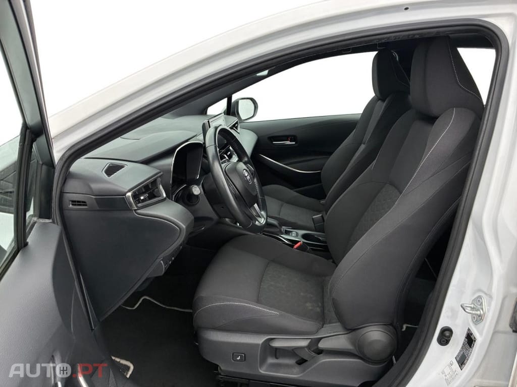 Toyota Corolla Pro 1.8 Hybrid Dynamic Business + Stage Academy