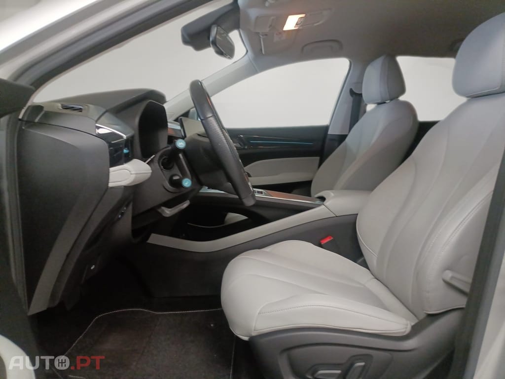 MG MG5 5 Standard Luxury
