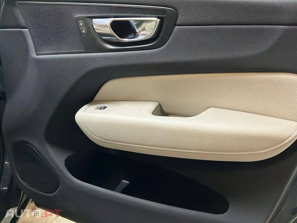 Volvo XC60 2.0 T8 PHEV Inscription AWD