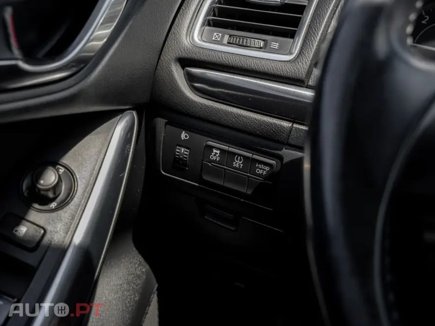 Mazda 6 2.2 SKY-D Excellence Navi